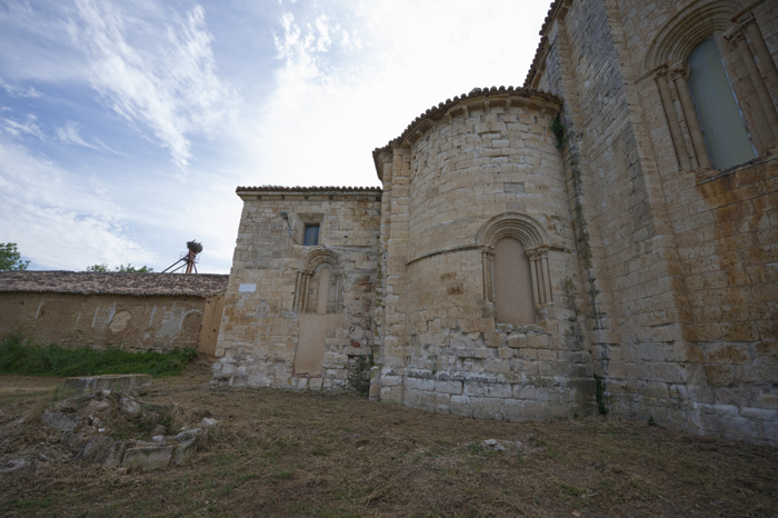Cabecera exterior lado sur de la iglesia del monasterio de Palazuelos